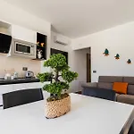 ヴィラ La Collina Di Montegrappa - With Heated Private Pool - With Shared Pool トゥーリエ