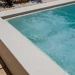 Villa La Collina Di Montegrappa - With Heated Private Pool - With Shared Pool