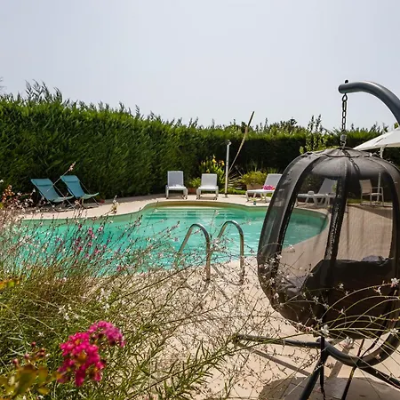 Appart hôtel La Collina Di Montegrappa - With Heated Private Pool - With Shared Pool