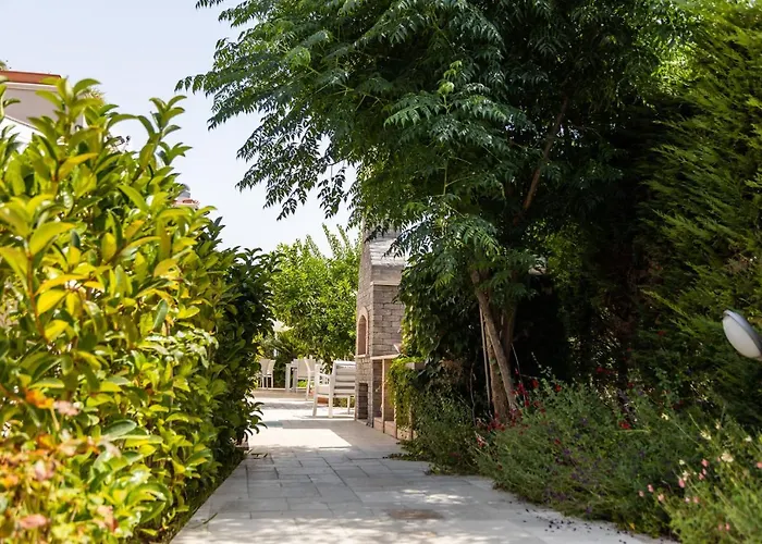 La Collina Di Montegrappa - With Heated Private Pool - With Shared Pool Aparthotel Tuglie