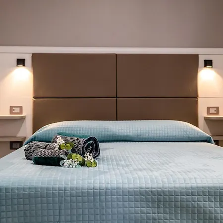 아파트호텔 La Collina Di Montegrappa - With Heated Private Pool - With Shared Pool 4*