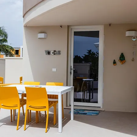 Aparthotel La Collina Di Montegrappa - With Heated Private Pool - With Shared Pool Tuglie