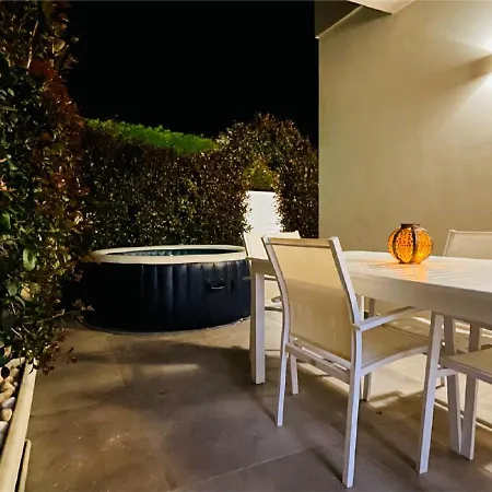 La Collina Di Montegrappa - With Heated Private Pool - With Shared Pool Villa