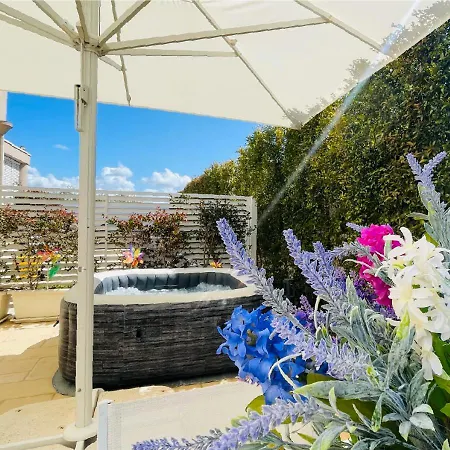 La Collina Di Montegrappa - With Heated Private Pool - With Shared Pool Aparthotel *