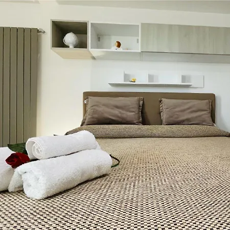 La Collina Di Montegrappa: With Private And Shared Pools *